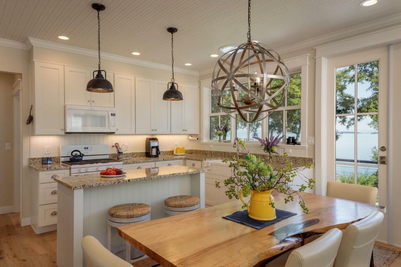 Orcas Beach Cottage Eastsound Esterno foto